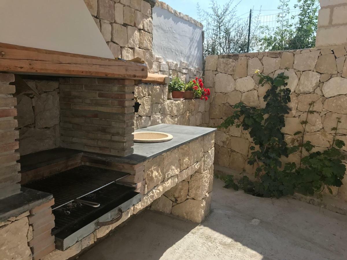 Villa Rosa - Ai Piedi Dell'Etna Brucoli Eksteriør billede