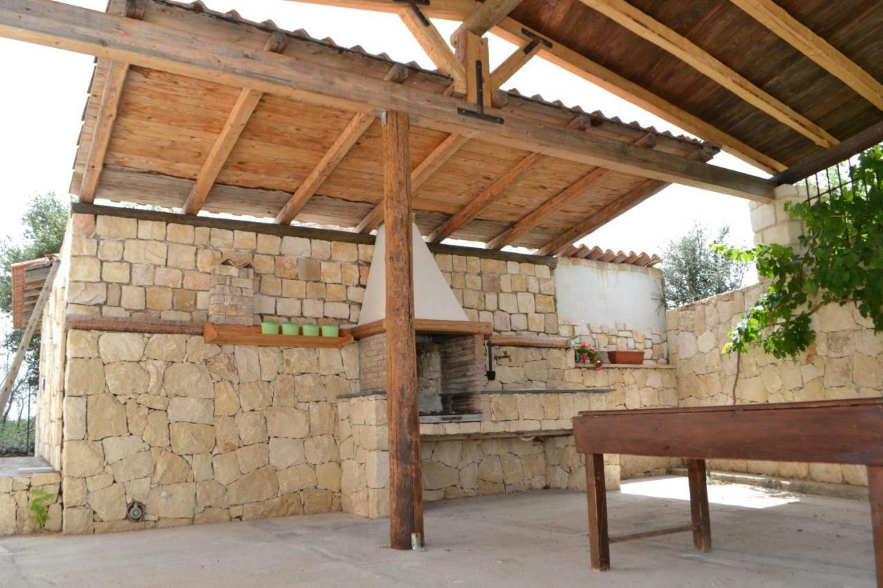 Villa Rosa - Ai Piedi Dell'Etna Brucoli Eksteriør billede