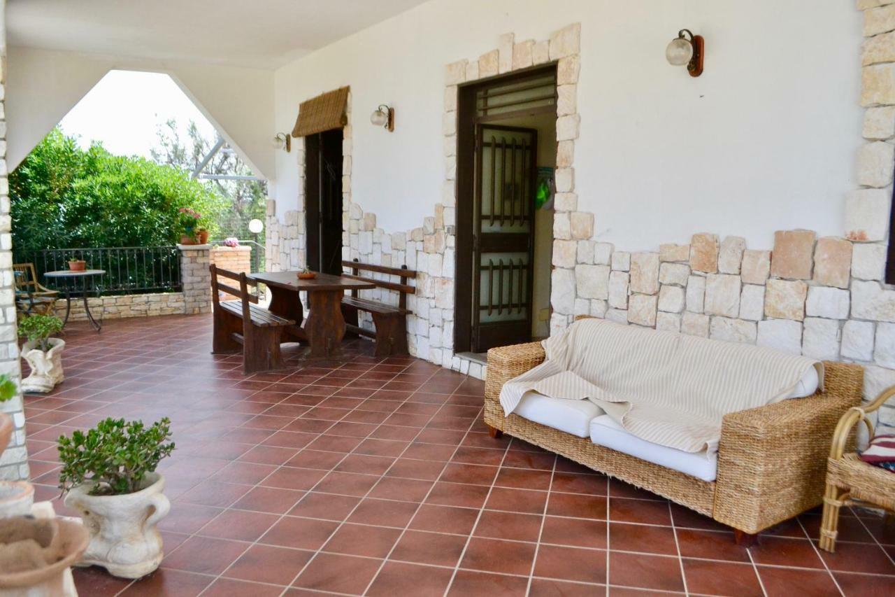 Villa Rosa - Ai Piedi Dell'Etna Brucoli Eksteriør billede