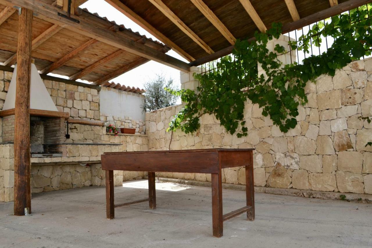 Villa Rosa - Ai Piedi Dell'Etna Brucoli Eksteriør billede